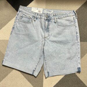 NWT Seven7 Relaxed Raw Cuffed Hem Bermuda Jean Shorts Women's 10